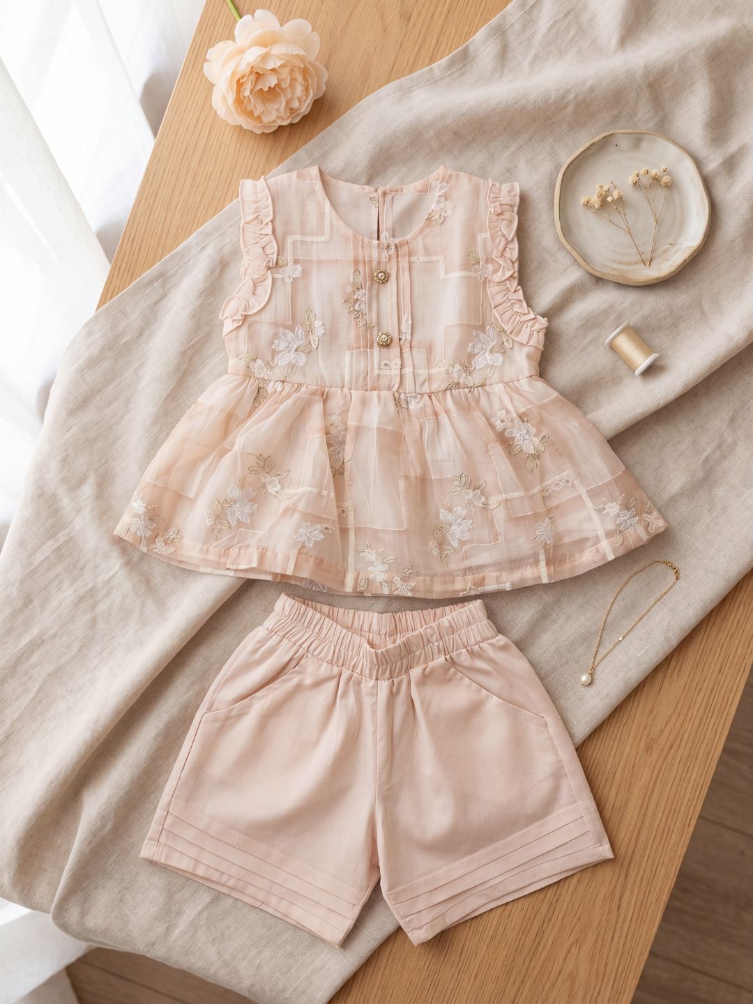 Girls Sweet Summer 2-Piece Set: Blush Pink Floral Peplum Top & Pleated Shorts