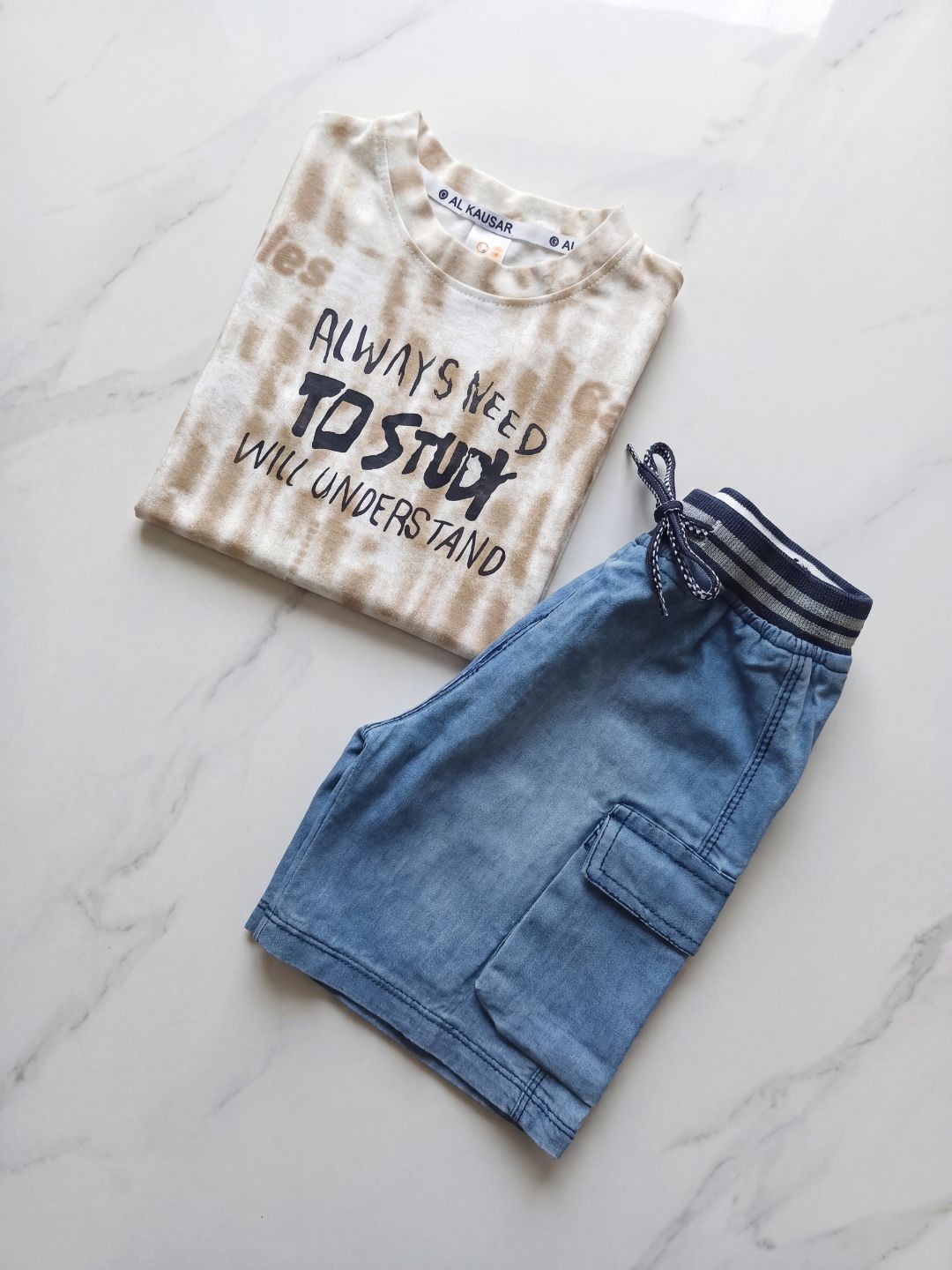 Premium Boys Casual Summer 2-Piece Set: Beige Tie-Dye Graphic Tee & Denim-Style Shorts