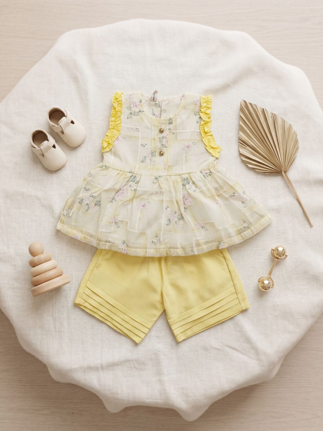 Girls Sweet Summer 2-Piece Set: Yellow Floral Peplum Top & Pleated Shorts